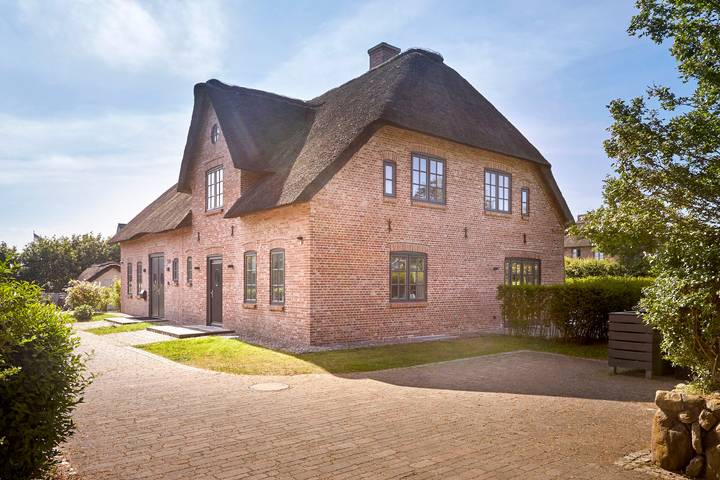 Ferienhaus für 6 Personen, mit Terrasse und Garten sowie Sauna in Utersum - 2