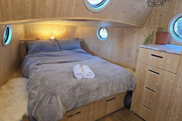 Hausboot für 4 Personen, mit Terrasse, mit Haustier in England - 2