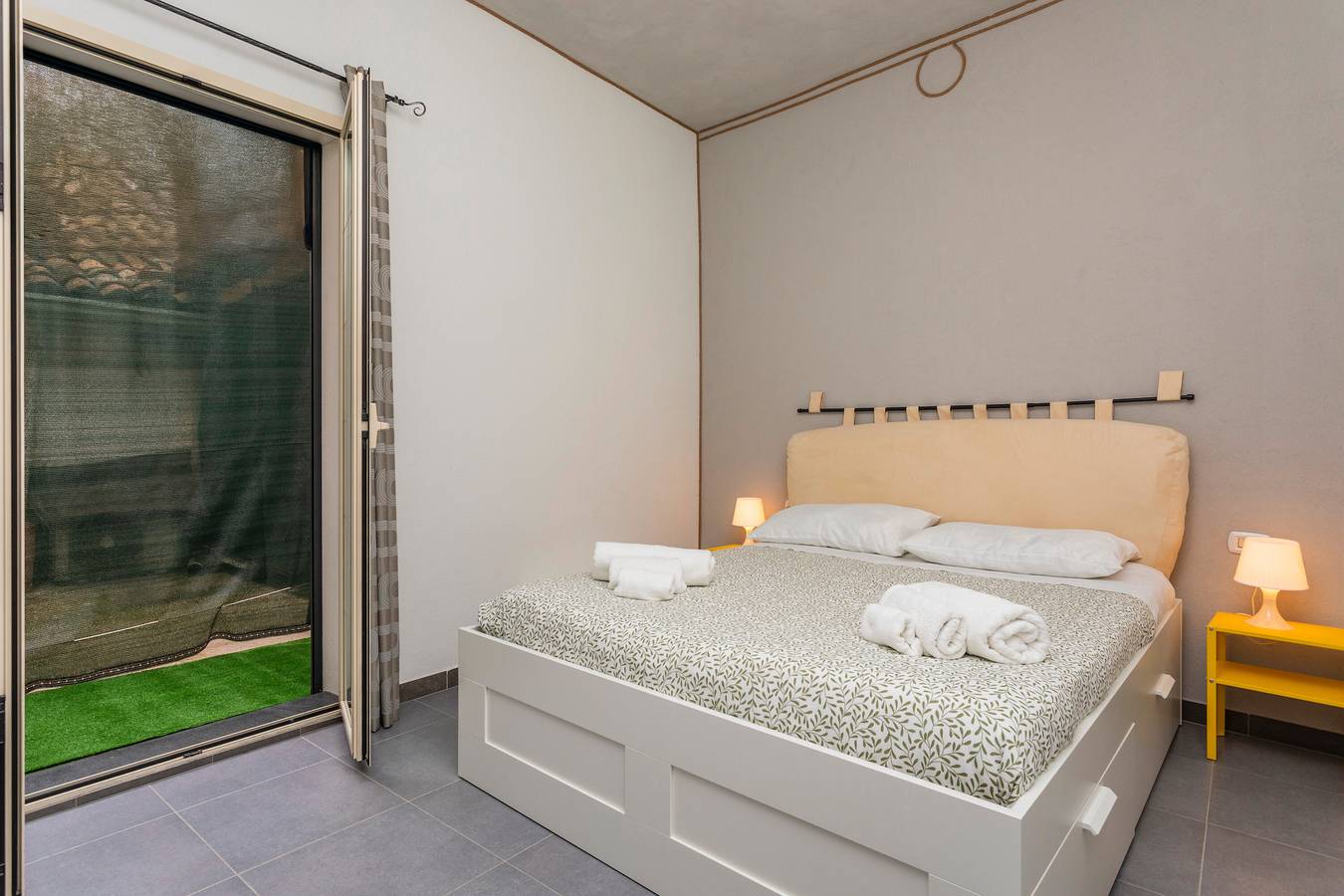 Habitación 'Annunziata - Pistacchio Bronte' con balcón, Wi-Fi y aire acondicionado in Bronte, Etna