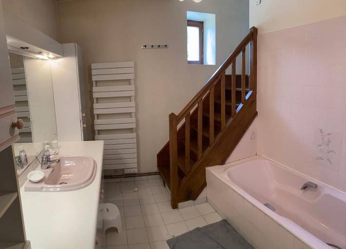 Location de vacances pour 10 personnes, avec piscine et terrasse à Négrondes - 2