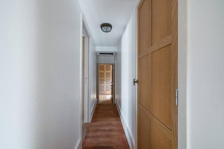 Location de vacances pour 7 personnes, avec jardin ainsi que piscine et jacuzzi dans Office de Tourisme d'Antibes - 3