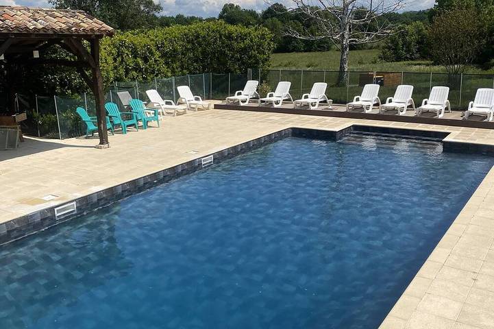 Gîte pour 8 personnes, avec piscine et jardin à Gageac-et-Rouillac