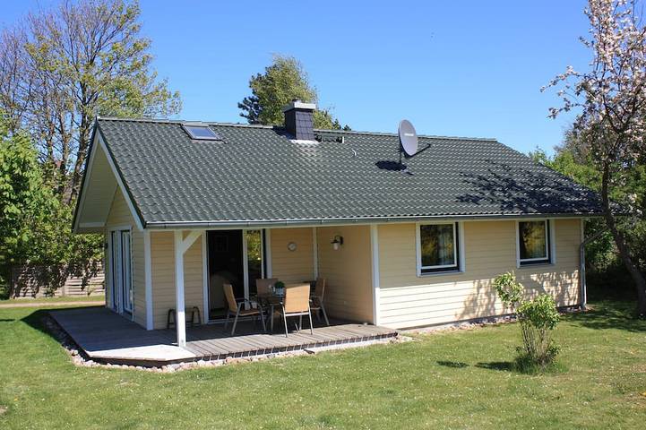 Ferienhaus für 4 Personen, mit Terrasse und Garten in Schleswig-Holstein