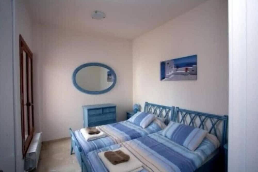 Beautiful Villa Blenda with Private Pool,wifi and Full Sky Package! in Golf Resorts Murcia, Murcia