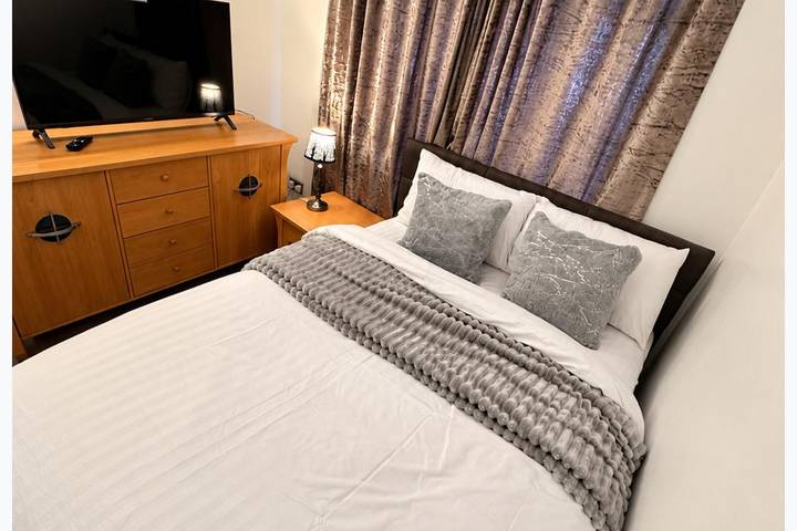 Apartamento vacacional entero, New Apartment - Stay 14 - Parking - TransportLinks in Coventry, Birmingham y alrededores
