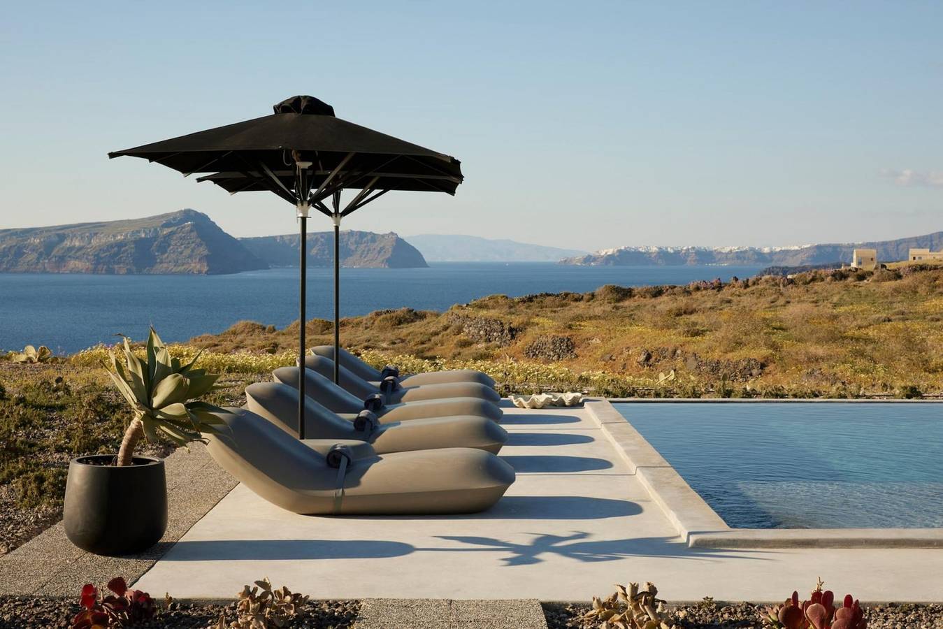 Cozy 1BR Villa near White Beach (2.5km) in Santorini