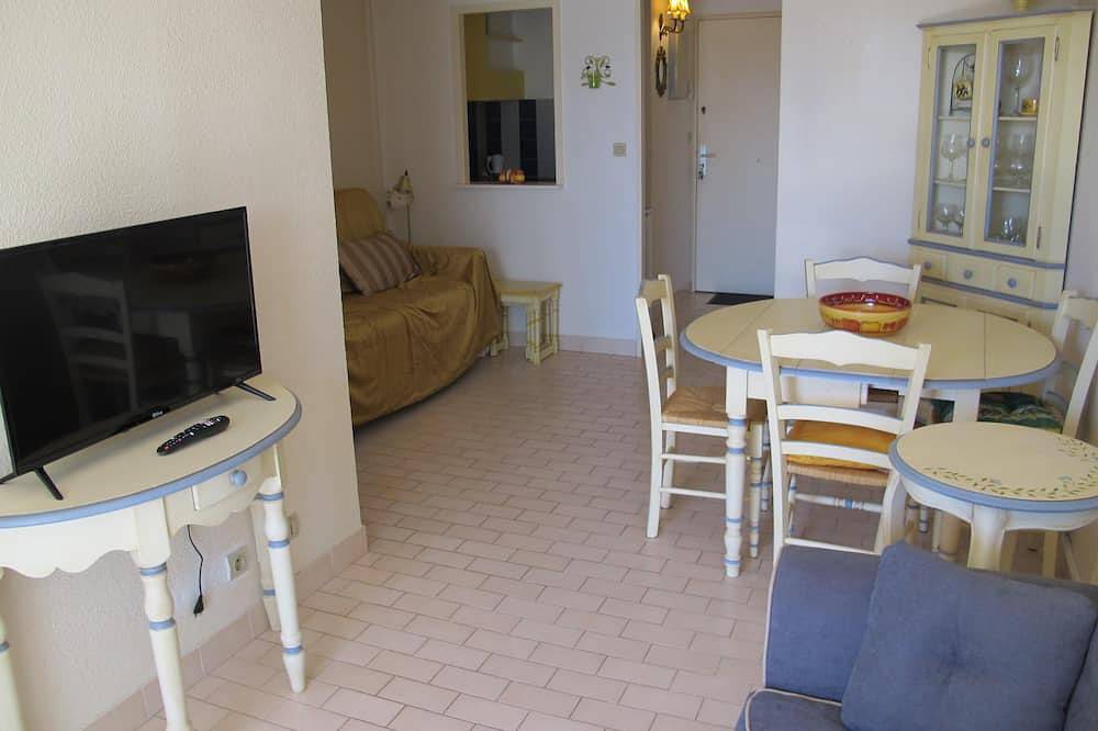 Apartamento entero, Beau studio cabine en rez de jardin in Agay, Saint-Raphaël (Var)