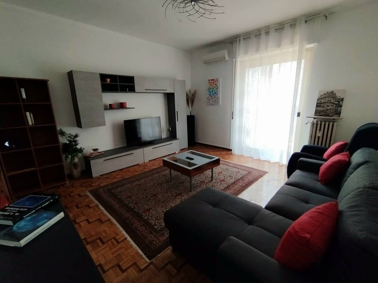 Geheel appartement, Appartement 'Delle Gemme' met Privéterras en Balkon in Valenza, Provincie Alessandria