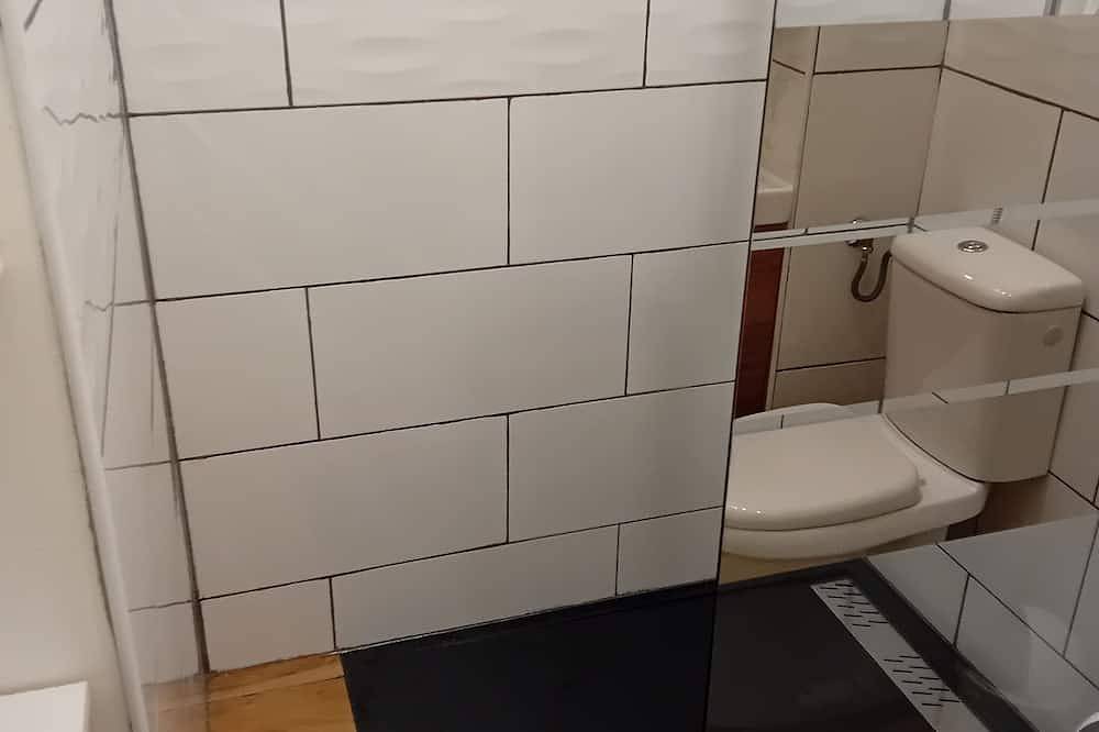 Entire apartment, Location Appartement 44m2 rdc in Allevard, Isère