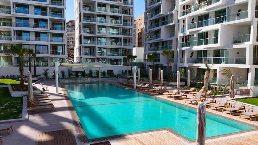 Ferienwohnung für 4 Personen, mit Balkon und Pool sowie Ausblick und Kinderpool - 1