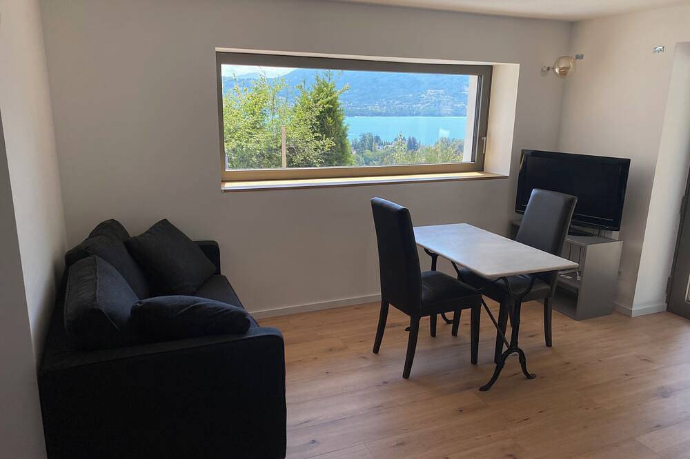 Appartement entier, Appartement Neuf en Rdj - Avec superbe vue sur le lac d'Annecy 🤩 in Menthon-Saint-Bernard, Région d'Annecy