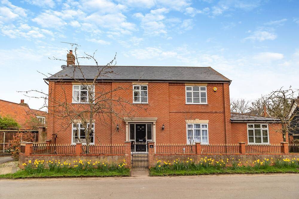 Cottage for 12 People in Suffolk, East of England