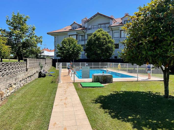 Apartamento de vacaciones para 6 personas, con terraza y piscina - 1