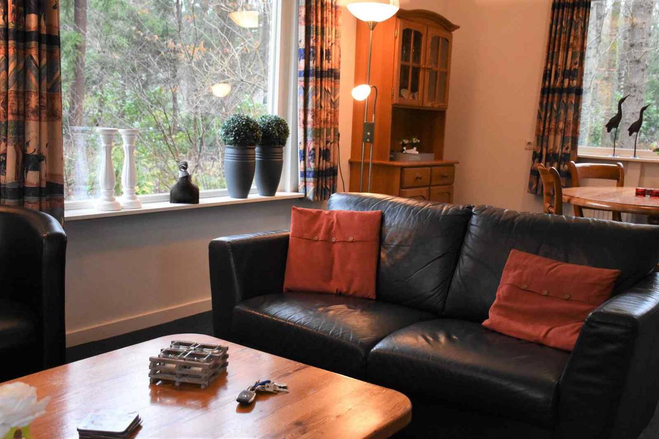 Mooie 4 persoons vakantiewoning midden in het bos in Regio Zwolle
