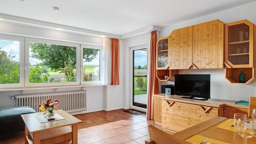 Ferienwohnung für 2 Personen, mit Garten und Terrasse, mit Haustier in Weilheim - 2