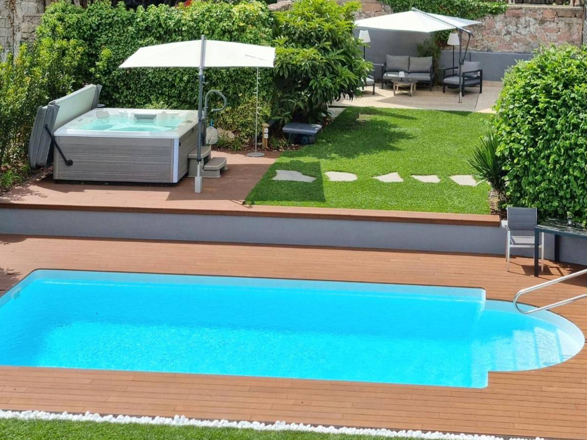 Ganze Wohnung, Apartment with Balcony in Andrian, Nonsberggruppe