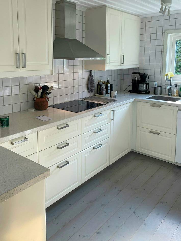 Sjöstuga med egen brygga vid Nömmen in Jönköpings län