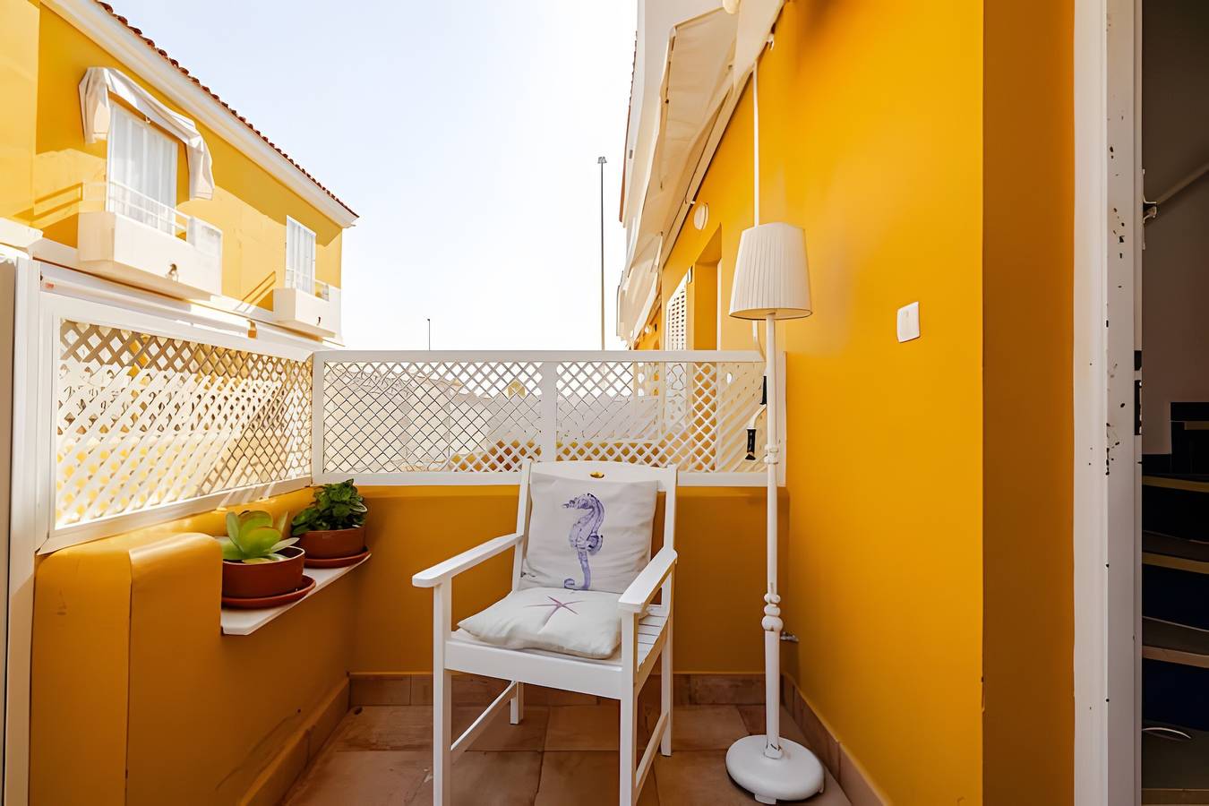 Holiday Home '1st Line Beach, 3 Bedrooms Islantilla' with Private Garden in Urbasur, Isla Cristina