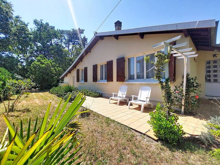 Location de vacances pour 6 personnes, avec Terrasse et Jardin à Andernos-les-Bains