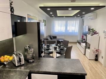 Gîte pour 4 personnes, avec balcon à Zagreb