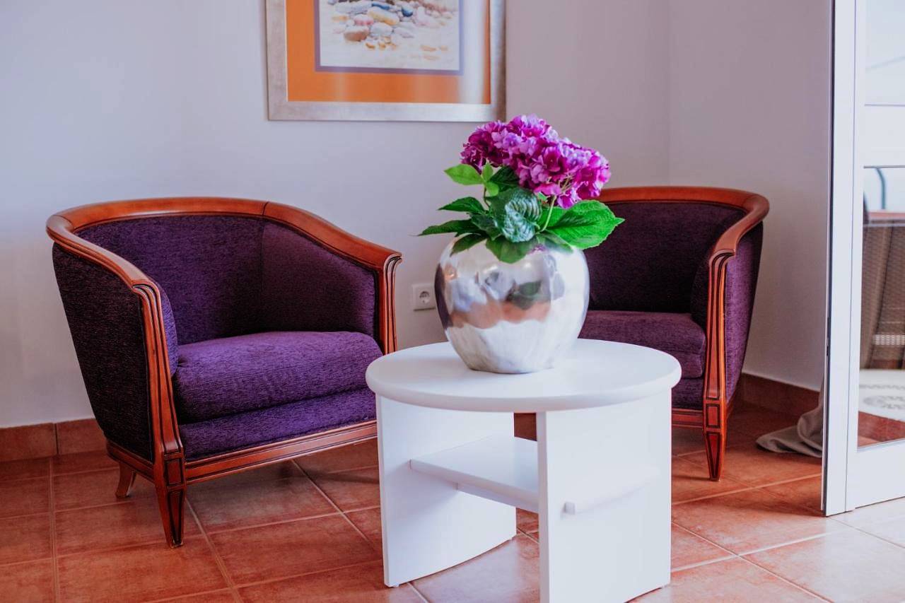 Villa Amore Accommodation by Amazing Madeira in Paul Do Mar, Madeira