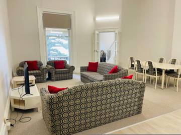 Holiday Apartment for 5 People in Glenelg Beach, South Australia, Photo 2