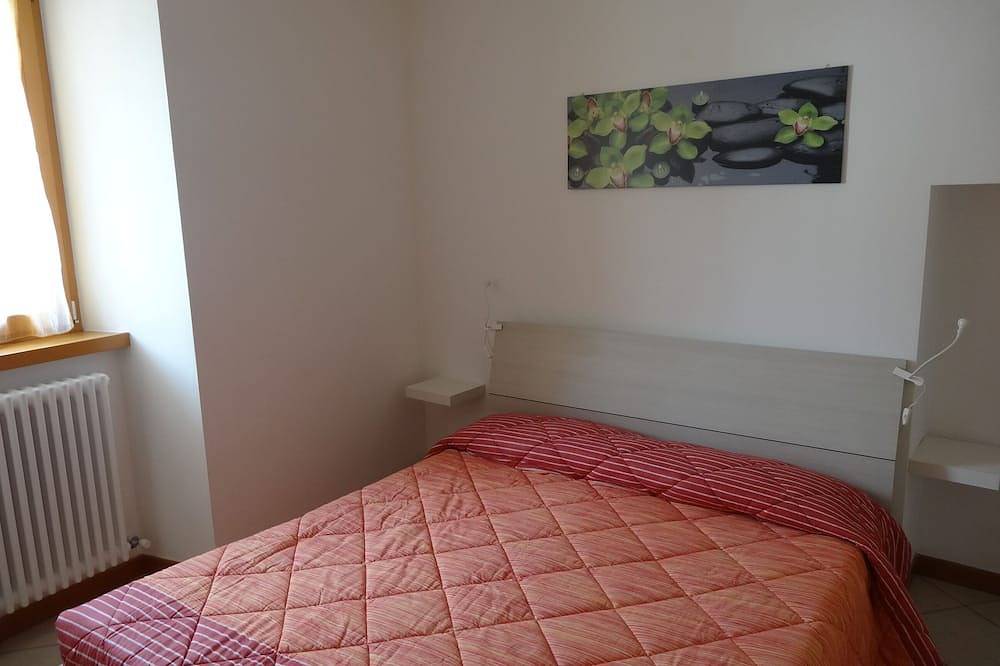 Ganze Wohnung, Wohnung Im Historischen Zentrum in Pietramurata, Dro