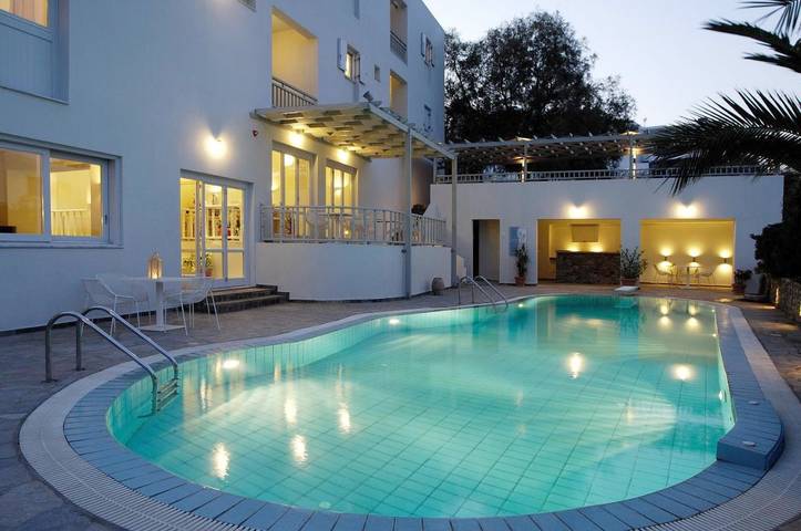 Vakantiewoning voor 3 personen, with tuin and uitzicht as well as zwembad op Kythira