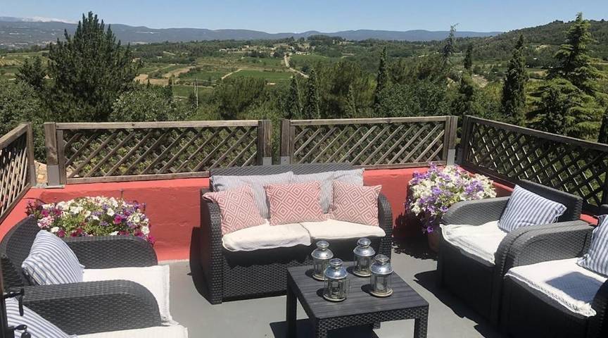 Location de vacances pour 9 personnes, avec vue ainsi que piscine et jardin à Goult - 4