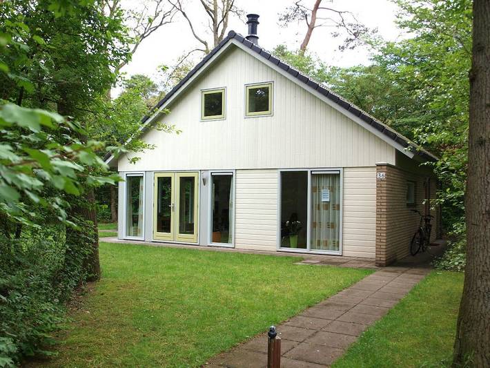Vakantiehuis voor 5 personen, met Terras en Tuin in Oudemirdum