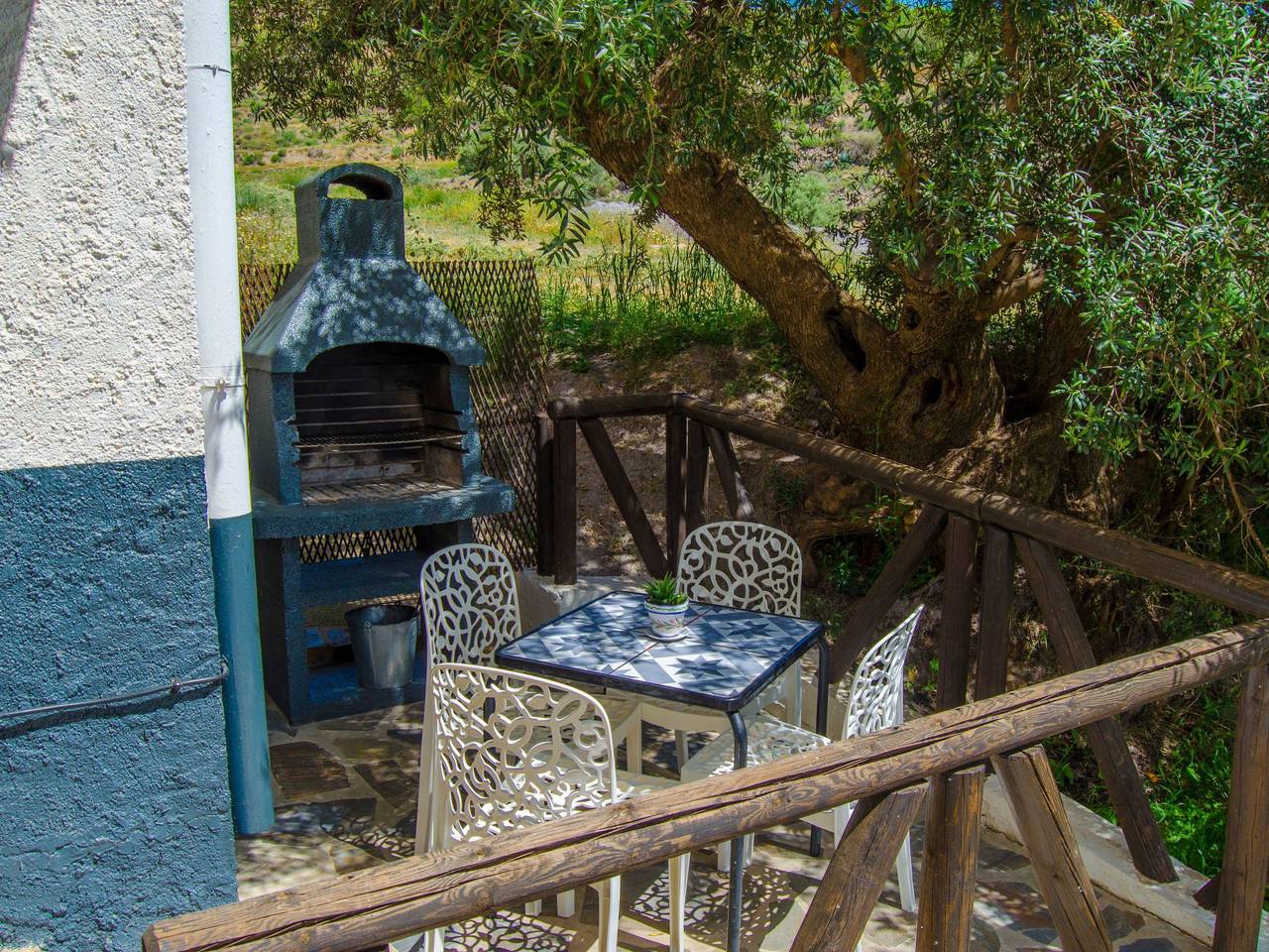 Encantador apartamento en Válor - ¡Cerca de restaurantes y del río! in Válor, Provincia de Granada