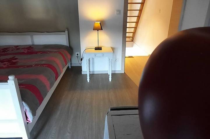 D'un coin à l'autre-Gîte-Familie-Eigenes Badezimmer-Blick auf die Landschaft in Nadrin, Houffalize