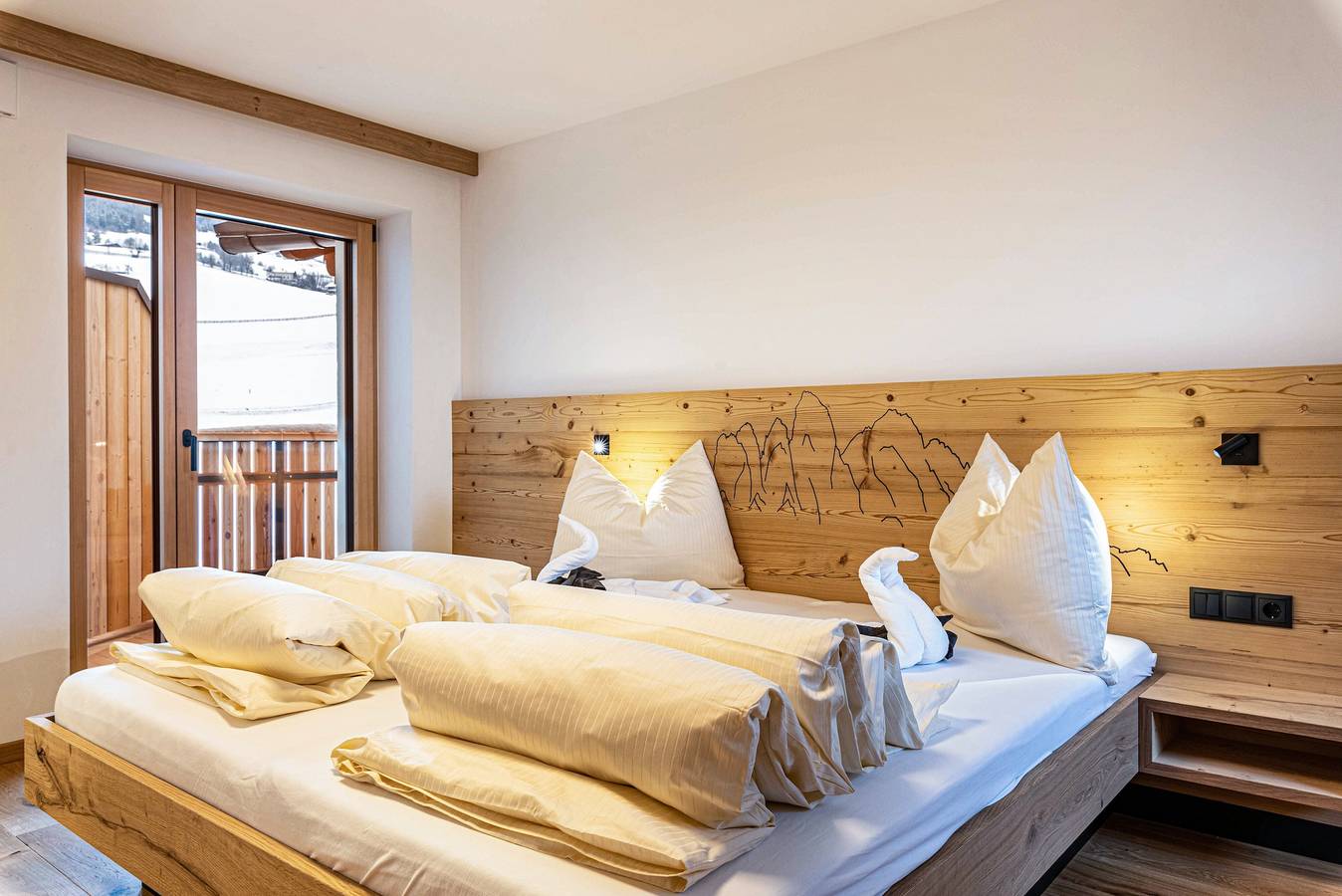 Appartement "Planerhof Alpenrose" avec vue sur la montagne, terrasse commune et Wi-Fi in Pardell, Funes