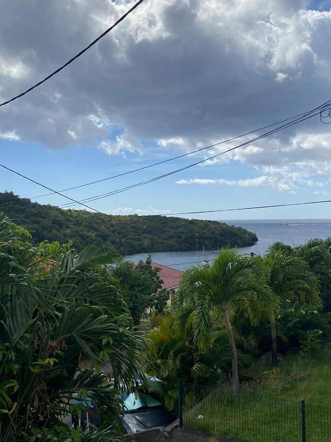 Gîte pour 4 personnes, avec balcon et vue dans Grande Anse d'Arlet - 2