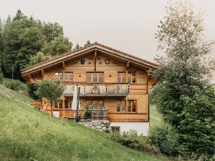 Chalet pour 6 personnes, avec Balcon et Terrasse dans Gstaad