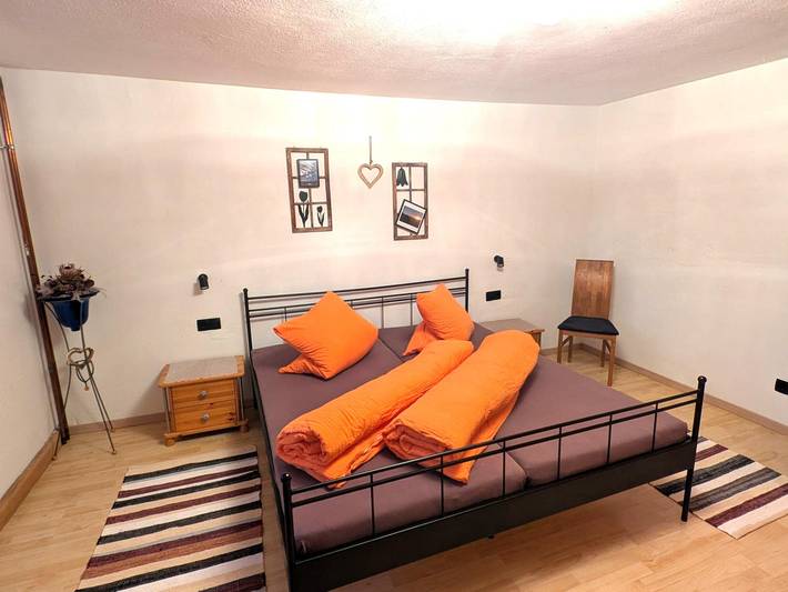 Ganze Wohnung, Schönes Apartment am bewirtschafteten Bauernhof in Lechtaler Alpen, Grins