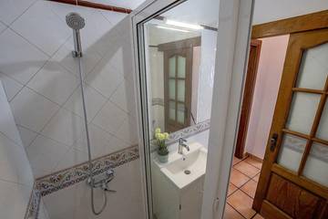 Apartment for 3 People in Adeje, South Tenerife, Photo 3