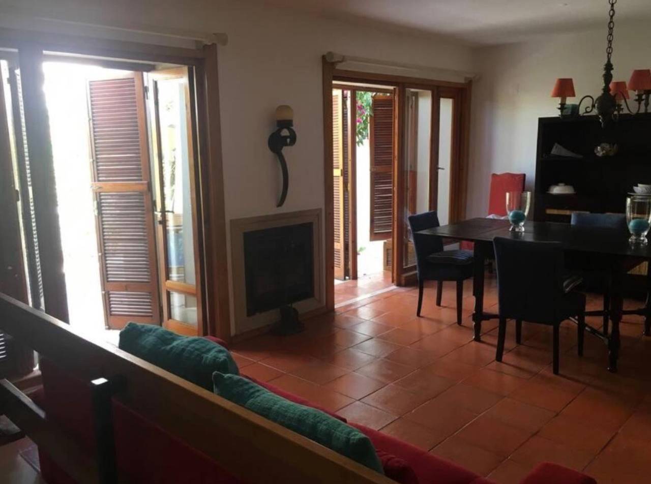 Villa 'Soltroia Beach House' com terraço privado, jardim privado e acesso Wi-Fi in Sol Tróia, Carvalhal