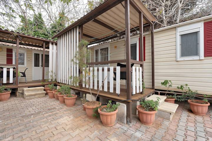 Bungalow für 4 Personen, mit Garten
