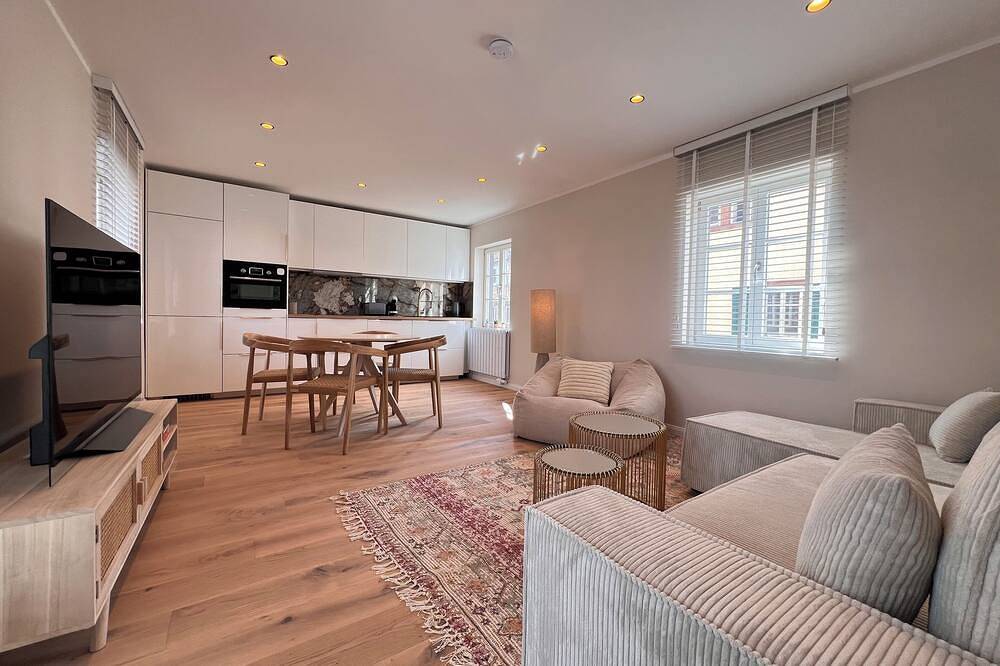 Ganze Wohnung, Cozy 1-bedroom Apt. Wifi, Ac, in Flörsheim am Main/15 min to Frankfurt Airport in Flörsheim, Main-Taunus-Kreis