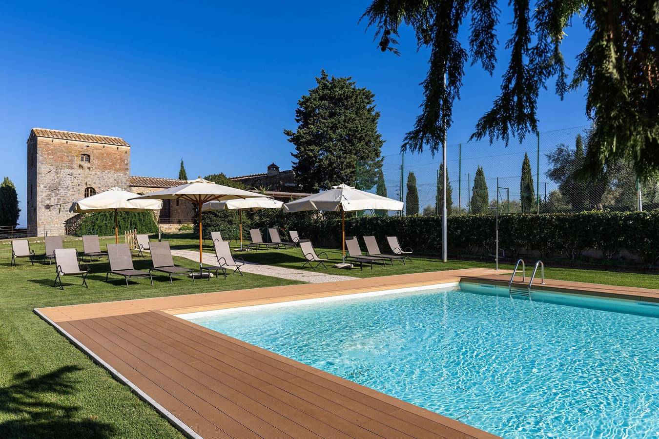 Villa für 14 Personen mit Pool in Larniano, San Gimignano