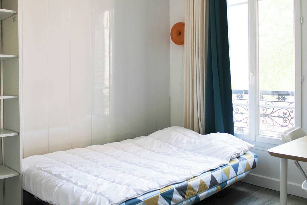 Appartement entier, Issy Porte de Versailles - Studio + Parking in Issy-les-Moulineaux, Hauts-de-Seine