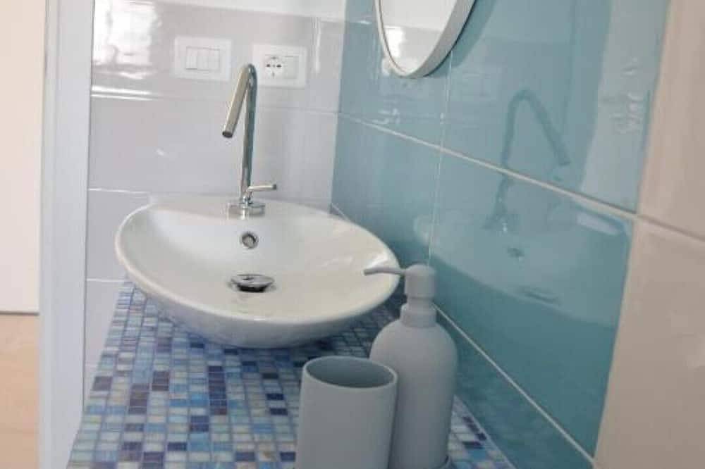 Apartamento entero, Open Space Centralissimo Nettuno Fronte Porto in Nettuno, Provincia de Roma