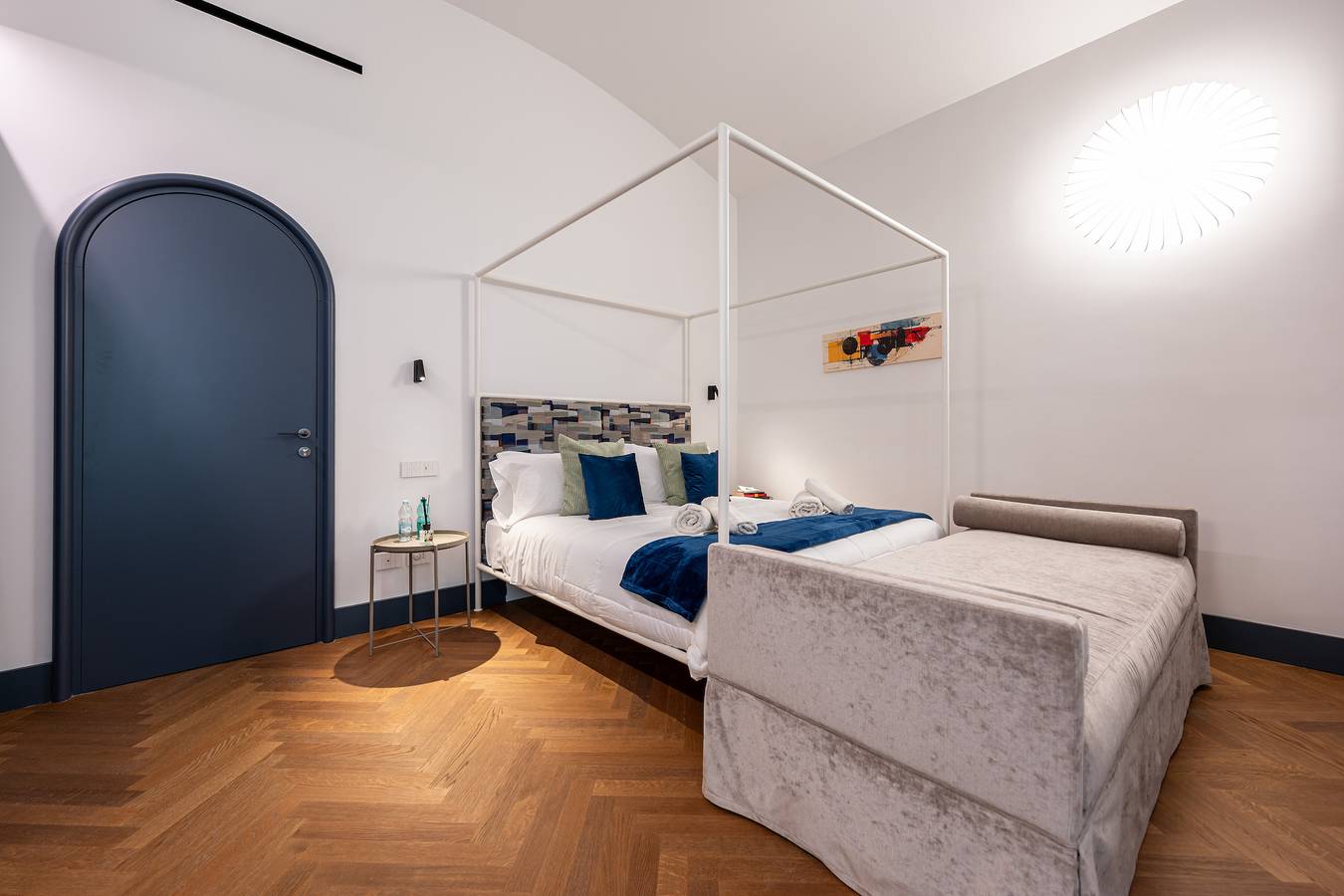 Via Port'Alba 19 - Eleonora Room in Neapel, Neapel Provinz