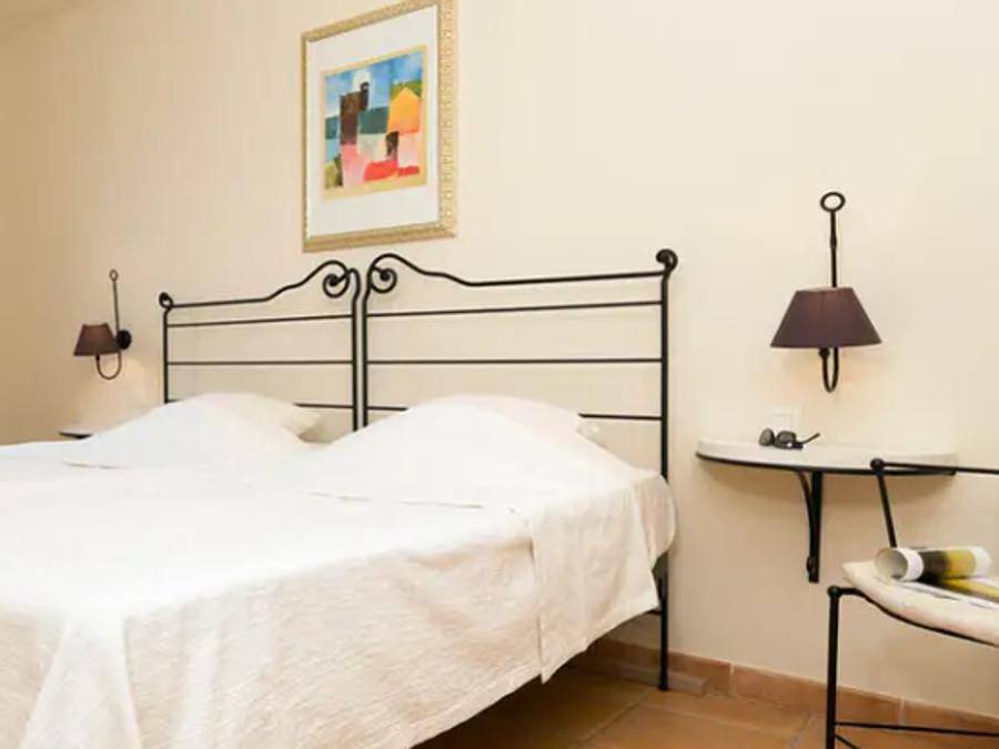 Madame Vacances - Résidence Provence Country Club - Appartement 6 personnes - 3 pièces 5/6 personnes - Climatisé in Saumane-de-Vaucluse, Vaucluse