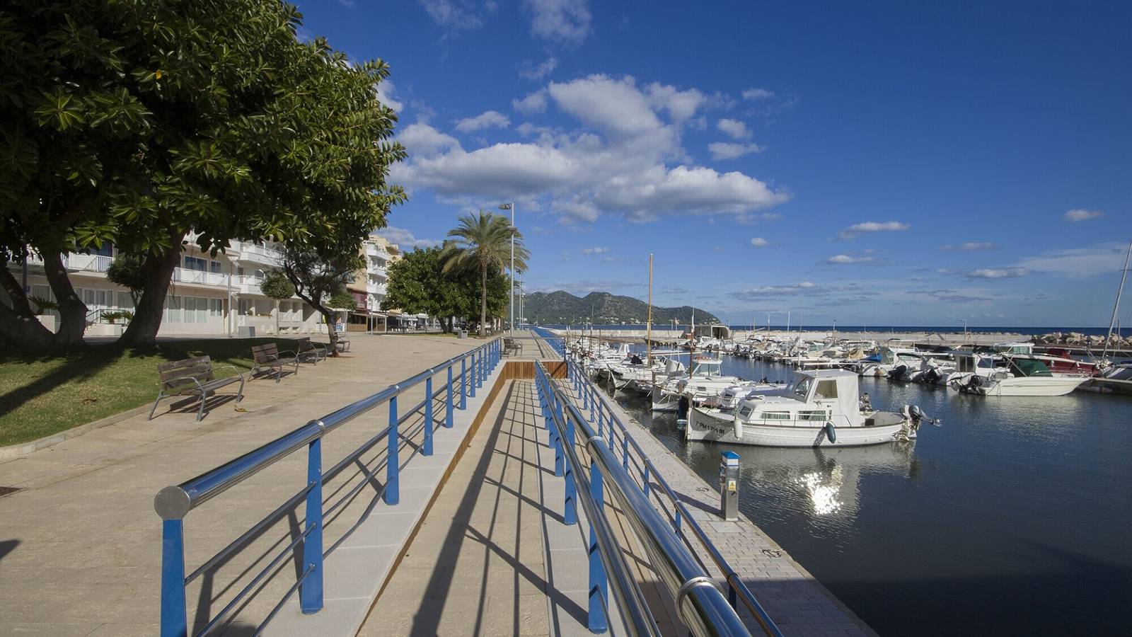 Ganze Wohnung, Apartamento Vives Ref 9002 mit Meerblick, Wlan und Klimaanlage in Cala Bona, Son Servera