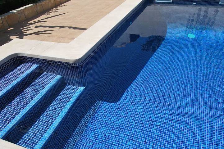 Maison de vacances pour 7 personnes, avec jacuzzi ainsi que jardin et piscine - 1