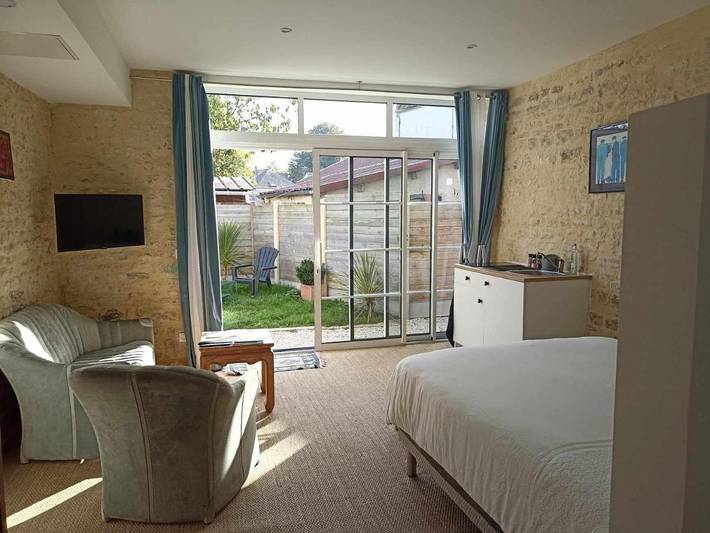 Location de vacances pour 2 personnes, avec jardin et vue, animaux acceptés à Colleville-sur-Mer - 2