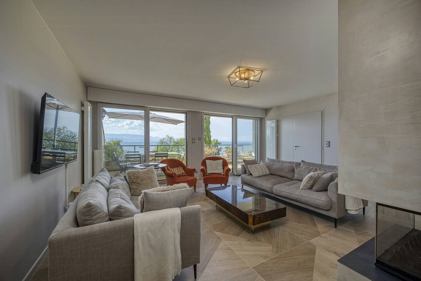 Appartement entier, Appartement d'art au bord du lac Léman in Anthy-sur-Léman, Région de Thonon-les-Bains
