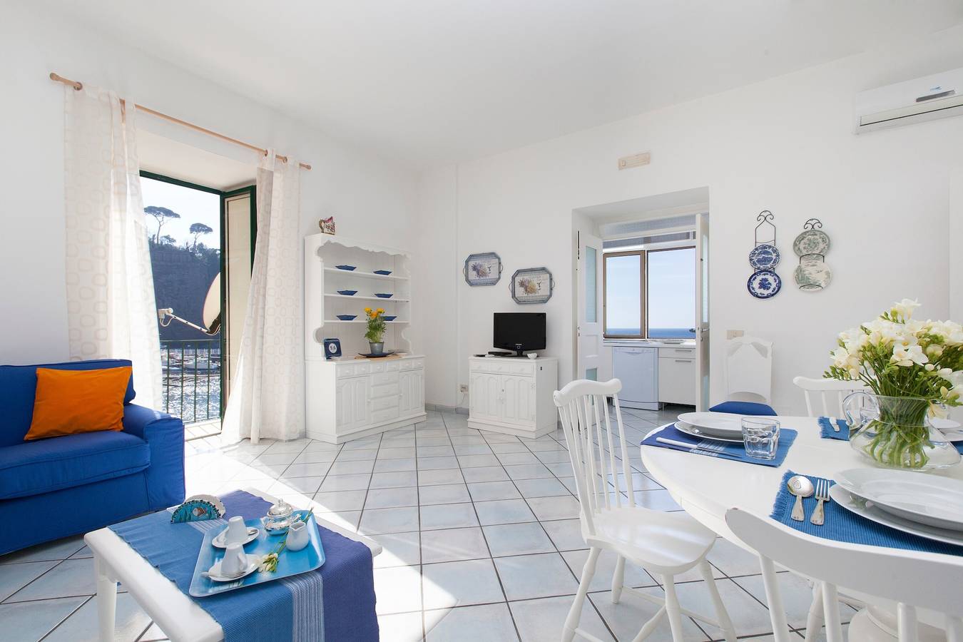 Marina Blu House con vistas al mar, Wi-Fi y aire acondicionado in Piano di Sorrento, Provincia de Nápoles